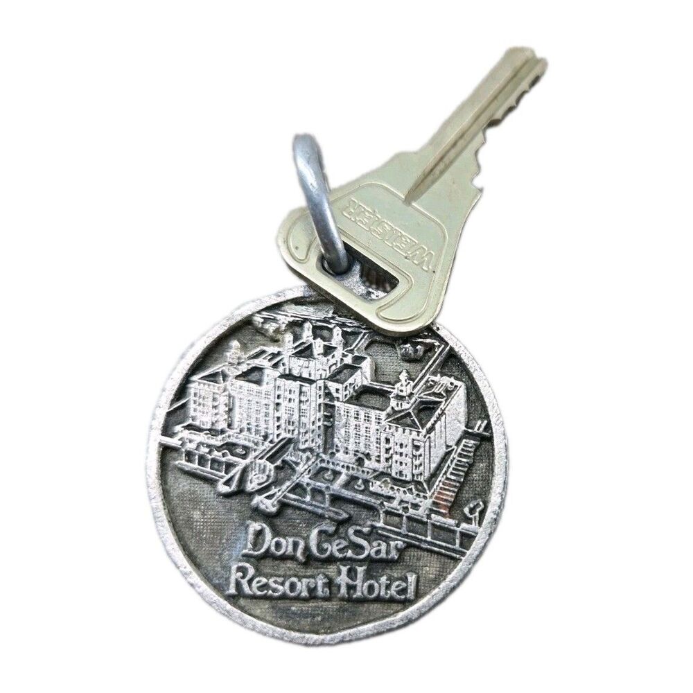 Vintage Don CeSar Resort Hotel St Pete Beach Florida Room 250 Key Metal Fob Coin